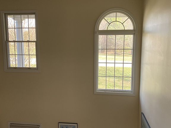 4th image of 36 Wiggins Creek Dr