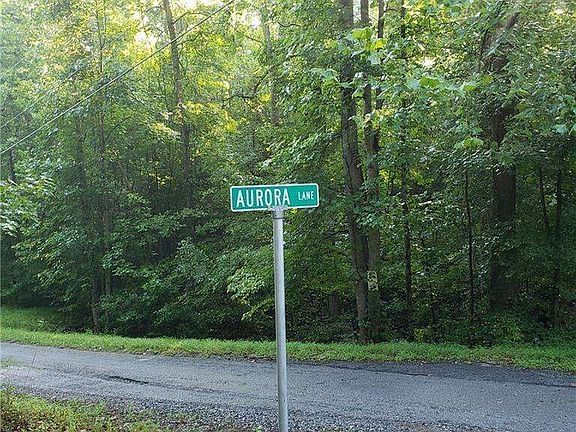 3rd image of 946 Aurora Ln