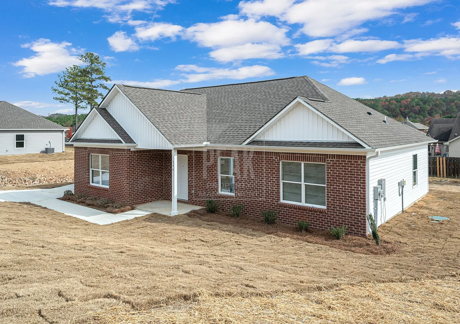 $1599! Beautiful 3Bed 2Bath in newly built Woodland Circle! Tour today! — Photo 4