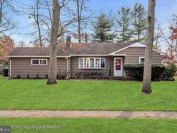 3rd image of 34 Cedarwood Dr
