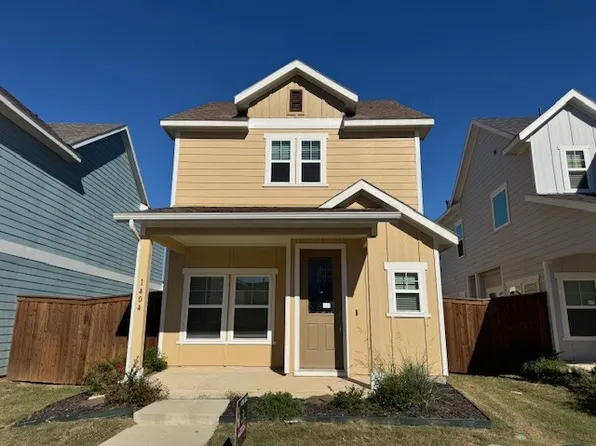 1404 Avocado Ln, Gainesville, TX 76240