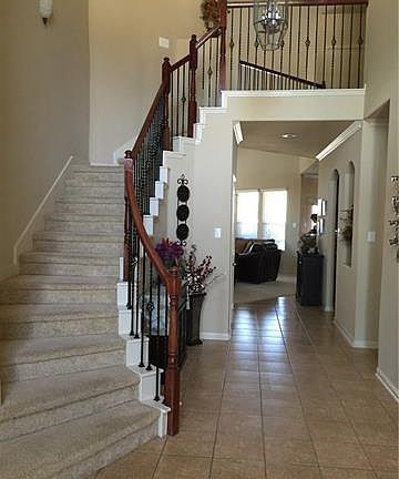 4th image of 4303 Woodcrest Ln