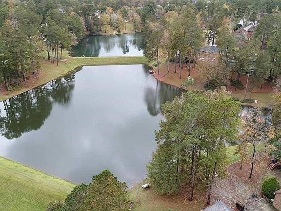 4th image of 332 Lake Front Dr