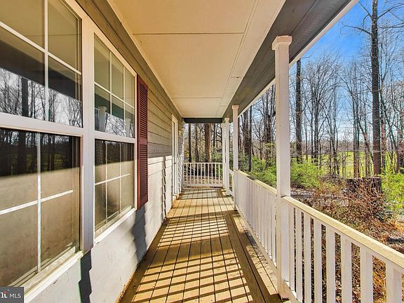 4th image of 525 Stoakley Rd