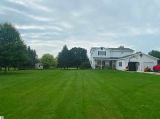 635 Miller Rd, Tawas City, MI 48763