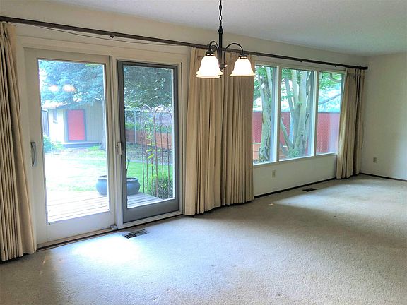 4th image of 2217 W Liberty Ave