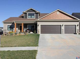 7700 S 66th St, Lincoln, NE 68516