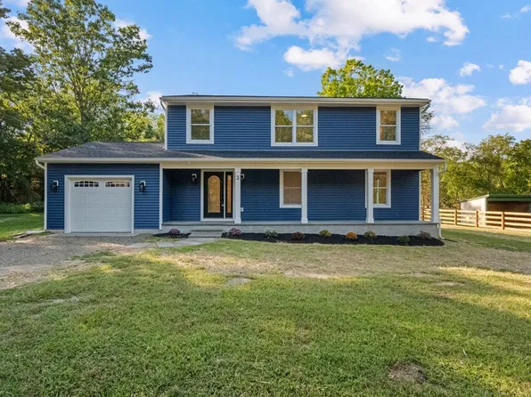 3 E Caines Dr, Cream Ridge, NJ 08514