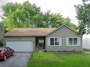 3250 Johnsbury Ct, Aurora, IL 60504