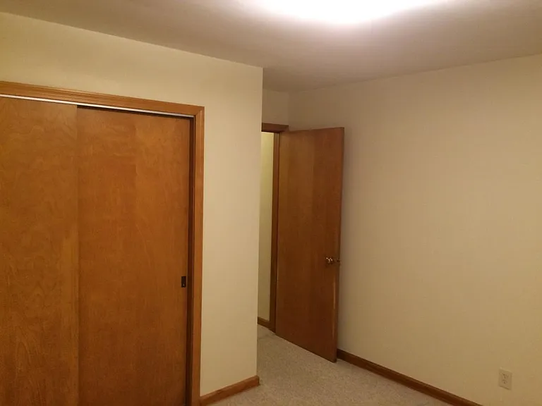 5033 Forest Park Pl #4 — Photo 11