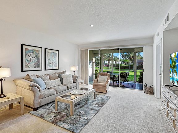 Living room and lanai