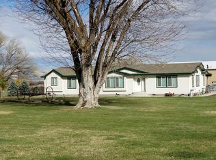 2305 S 52nd Ave, Yakima, WA 98903