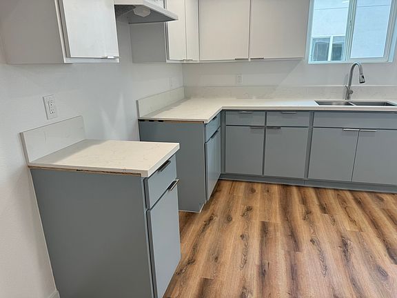 2nd image of 5875 S San Pedro St