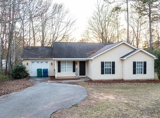 1707 Durst Ave E, Greenwood, SC 29649