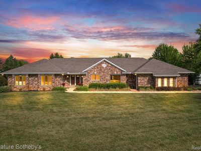 840 Eager Rd, Howell, MI, 48843