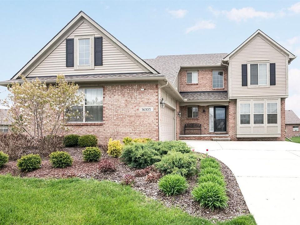 1st image of 36305 St Andrews Dr