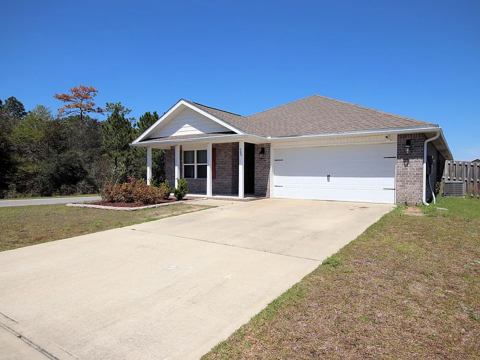 904 Merganser Way