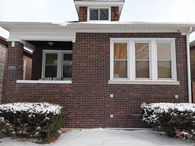 2121 N Marmora Ave, Chicago, IL, 60639