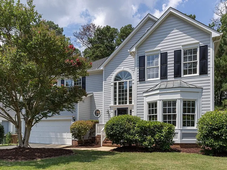 219 Covington Square Dr — Photo 1