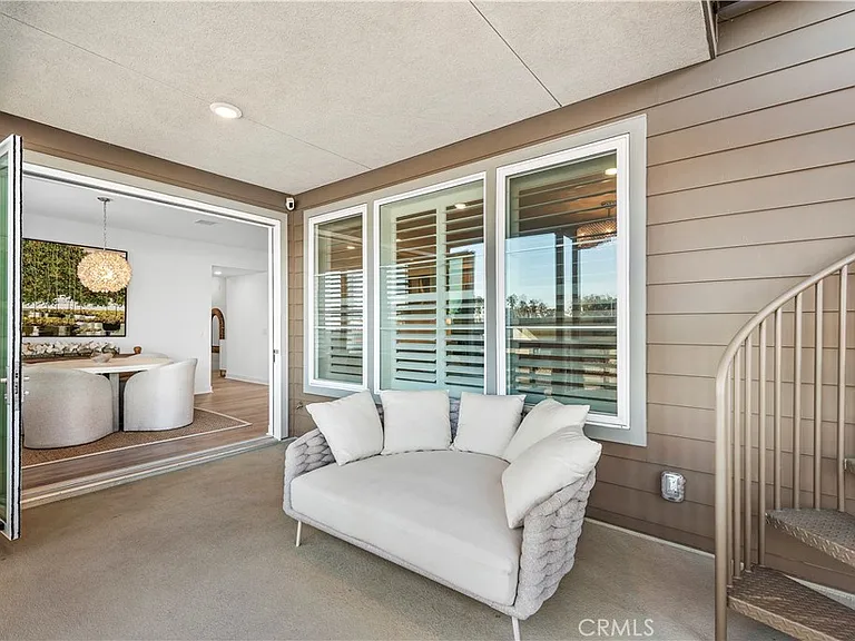 1309 Doheny Way — Photo 24