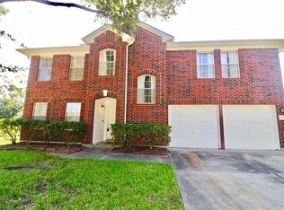 17103 Canterbury Green Ct, Sugar Land, TX 77498