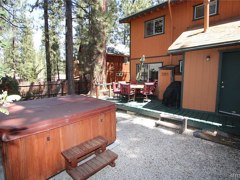 774 Summit Blvd #B — Photo 23