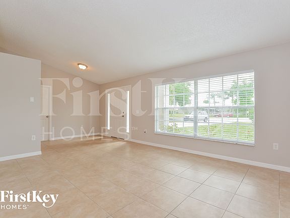 3rd image of 860 Pintado Ct