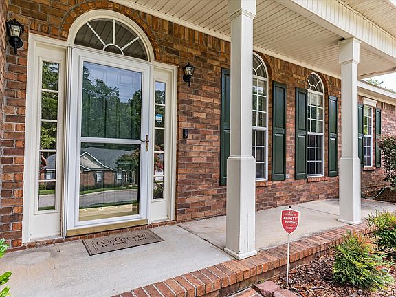 3rd image of 5046 Sussex Dr