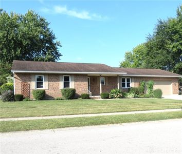1203 Colonial Dr, Sidney, OH, 45365