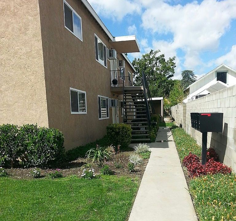 1st image of 7104 Garden Dr