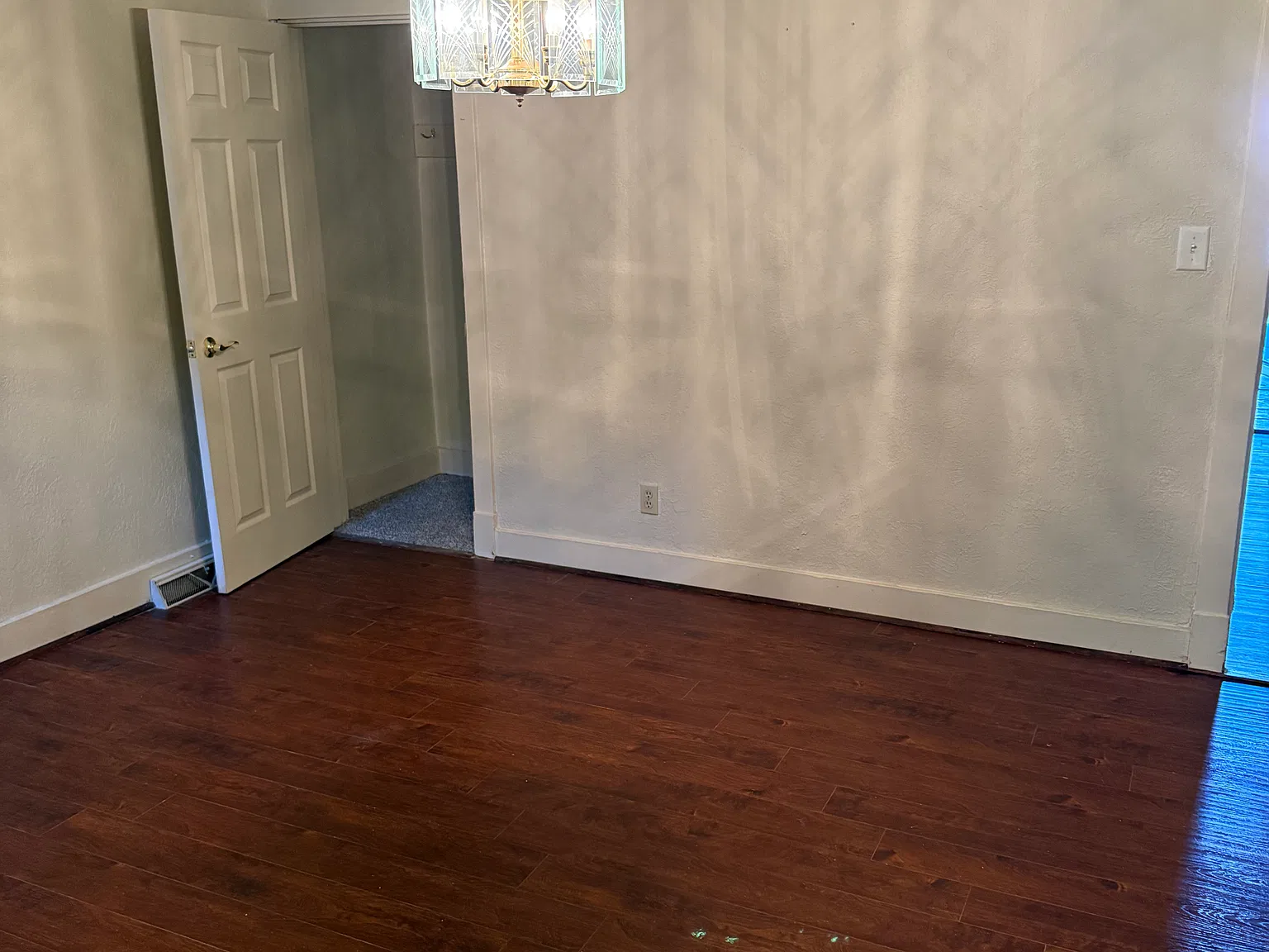 2 bed, 1200 sqft, $1,450 — Photo 2