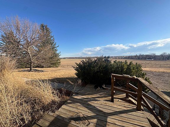 3rd image of 18810 Whitewood Valley Rd