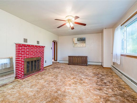 5th image of 2743 Orchard Ct