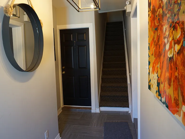 115 Cartier St #2 — Photo 2