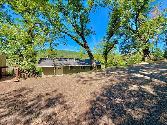 3rd image of 12137 Black Oak Dr