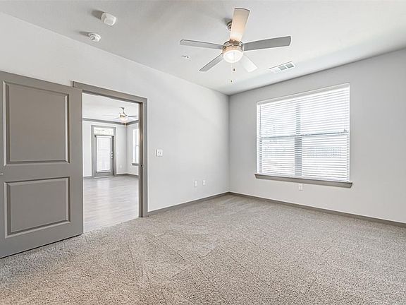 5th image of 13351 Cityscape Ave #8301