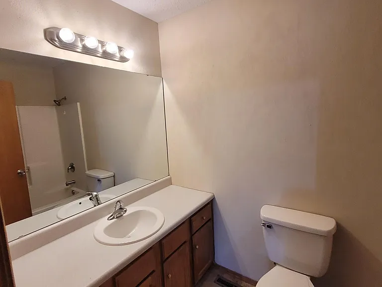3951 W Tracy St — Photo 19