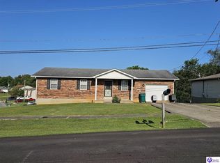 1451 Kingswood Way, Radcliff, KY 40160