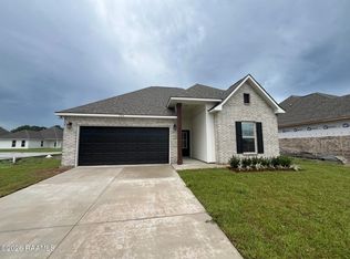 304 Payton Woods Ln, Scott, LA 70583