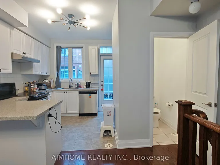 40 Raffeix Ln — Photo 30