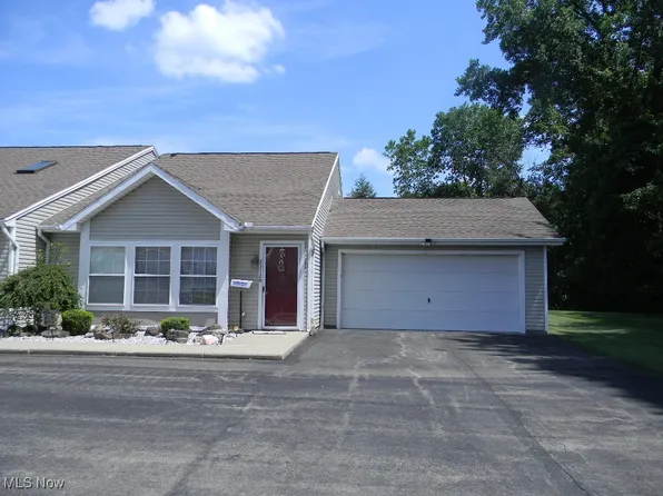 3312 Trappers Trl Unit D, Cortland, OH 44410
