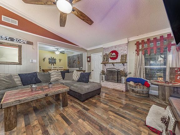 5th image of 4858 Hialeah Ct