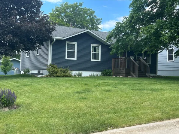 906 Streeter St, Knoxville, IA 50138