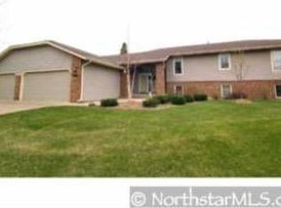 14 14th Ave SW, New Brighton, MN 55112