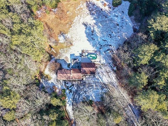 3rd image of 94 Susan Bowen Rd