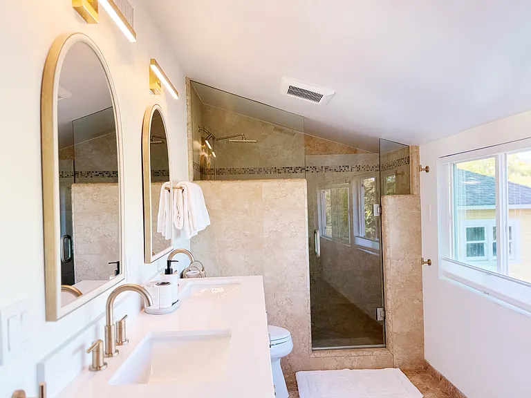 426 E Valerio St — Photo 21