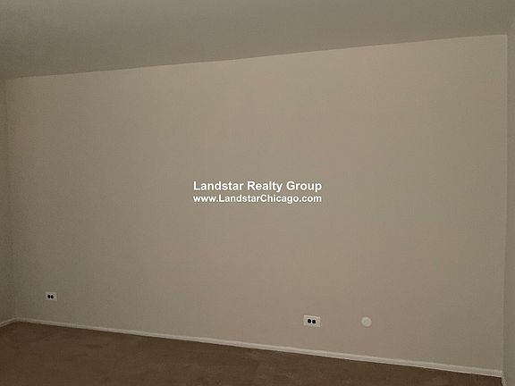 5th image of 5909 N Kenmore Ave APT 207