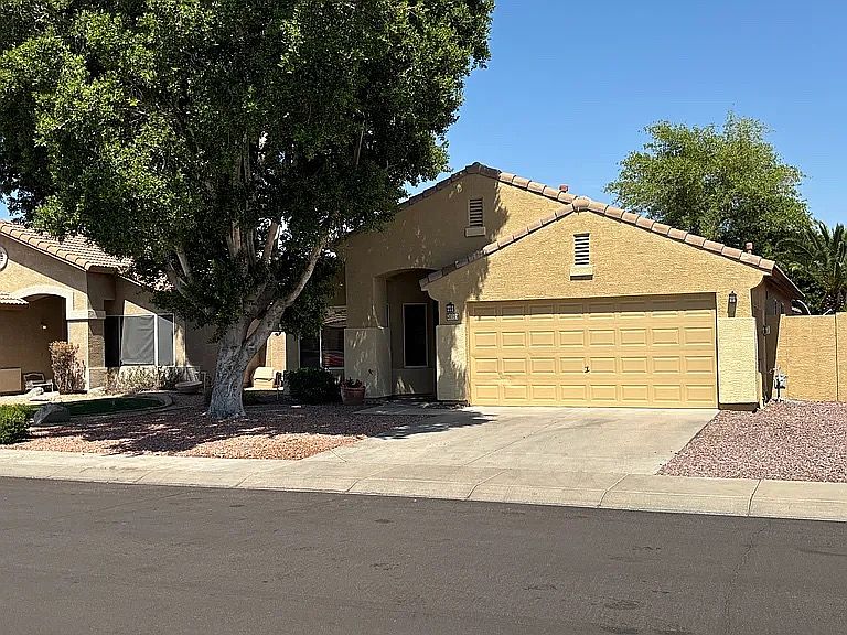 1st image of 20319 N 82nd Ln