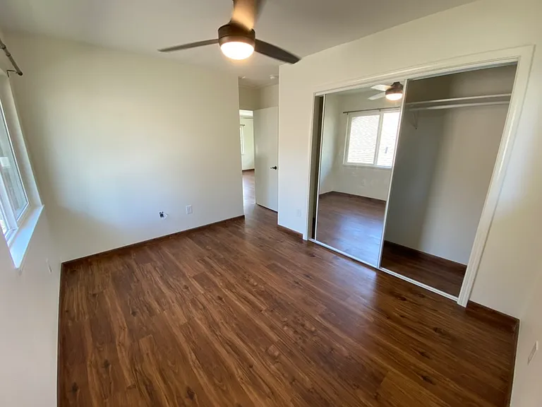 2205A McKinley St #A — Photo 3