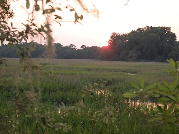 4th image of 8 Timber Trail